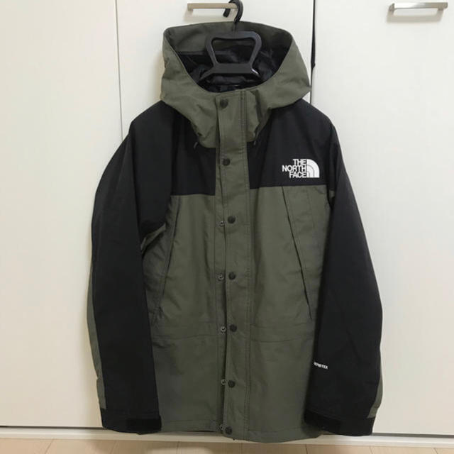 THE NORTH FACE(ザノースフェイス)のサイズM ノースフェイス マウンテンライトジャケット NP11834 メンズのジャケット/アウター(マウンテンパーカー)の商品写真