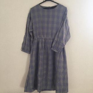 ダブルクローゼット(w closet)の【w closet】ワンピース(ひざ丈ワンピース)