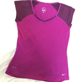 ナイキ(NIKE)のNIKE♡ドライフィットトレーニングT(Tシャツ(半袖/袖なし))