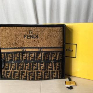 フェンディ(FENDI)のFENDI バスタオル(タオル/バス用品)