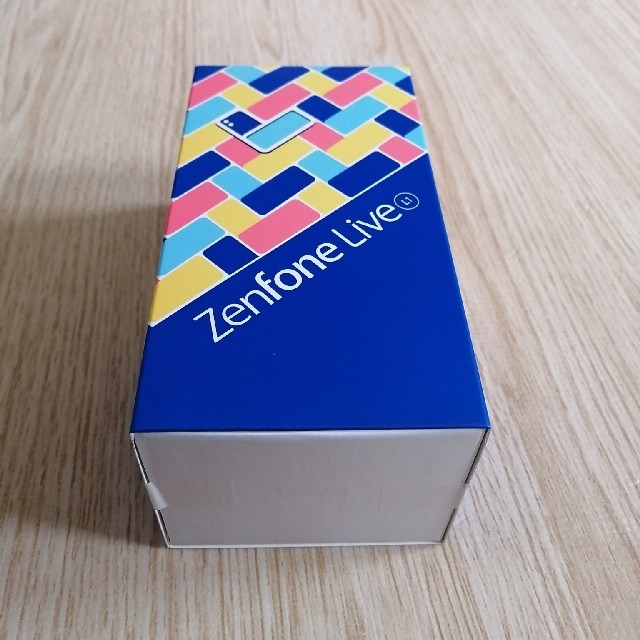 スマホ/家電/カメラ新品未開封品　ASUS ZenFone Live L1 ZA-550KL