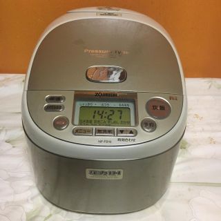 象印 - 【値下げ交渉可】象印 圧力IH炊飯ジャー 炊飯器 美品 NP-FB10の ...