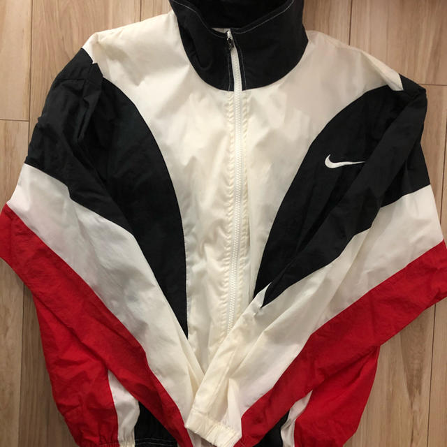 NIKE(ナイキ)のNIKEナイロンジャケット🧥 メンズのジャケット/アウター(ナイロンジャケット)の商品写真