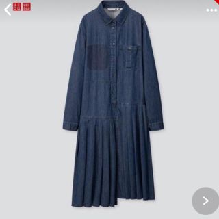 ユニクロ(UNIQLO)のJWAnderson Uniqlo プリーツシャツワンピース(ひざ丈ワンピース)