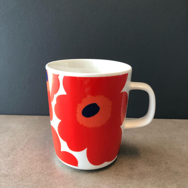 marimekko(マリメッコ)のマリメッコ カップ marimekko ウニッコ Unikko 赤 インテリア/住まい/日用品のキッチン/食器(食器)の商品写真