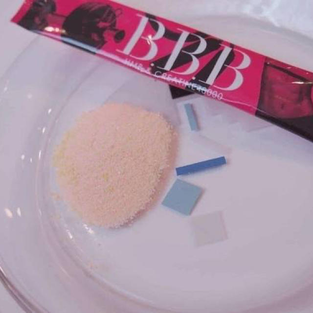 さくらんぼ様専用　BBB 4箱＋AYAトレDVDセット  コスメ/美容のダイエット(ダイエット食品)の商品写真