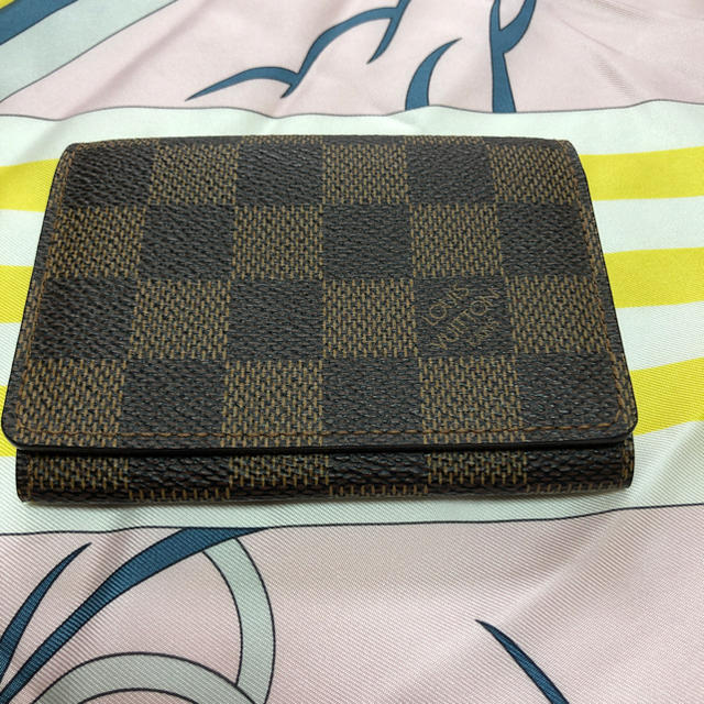 LOUIS VUITTON(ルイヴィトン)のルイヴィトン　名刺入れ　美品 レディースのファッション小物(名刺入れ/定期入れ)の商品写真