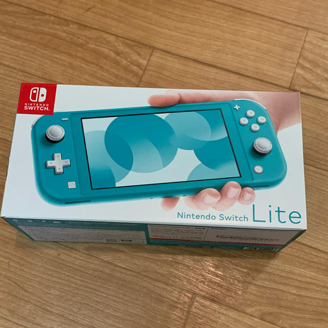 新品 ニンテンドー スイッチライト ターコイズ　Switch right 本体