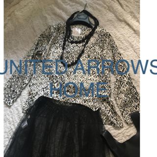 ユナイテッドアローズ(UNITED ARROWS)の美品　ユナイテッドアローズ　HOME  ツルリンブラウス(シャツ/ブラウス(長袖/七分))