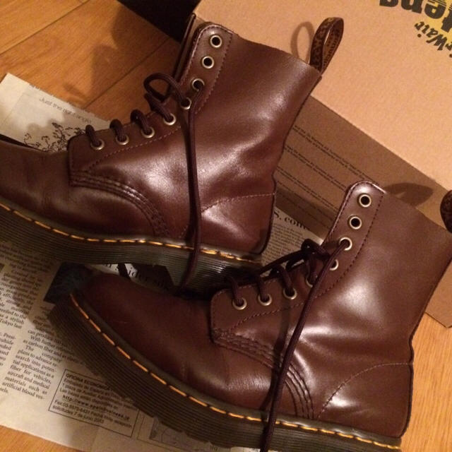 Dr.Martens(ドクターマーチン)のドクターマーチン 8ホール  レディースの靴/シューズ(ブーツ)の商品写真