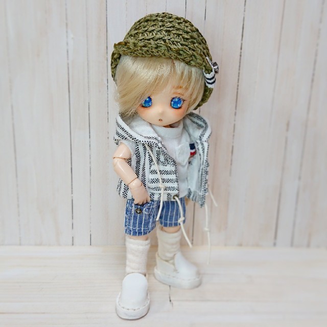 オビツ11服フードベストセット*ねんどろいどどーる