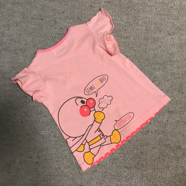 アンパンマン  Tシャツ  90 キッズ/ベビー/マタニティのキッズ服女の子用(90cm~)(Tシャツ/カットソー)の商品写真