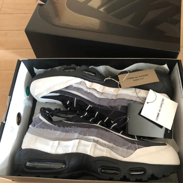 COMME des GARCONS(コムデギャルソン)のNIKE エアMAX95コムデギャルソン オムプリュス国内正規　希少US13 メンズの靴/シューズ(スニーカー)の商品写真