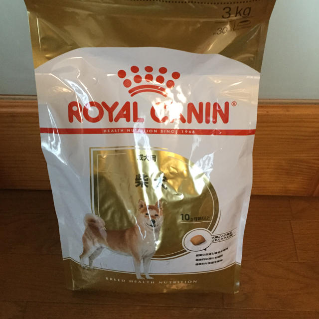 ROYAL CANIN(ロイヤルカナン)のロイヤルカナン　柴犬　成犬用 その他のペット用品(ペットフード)の商品写真