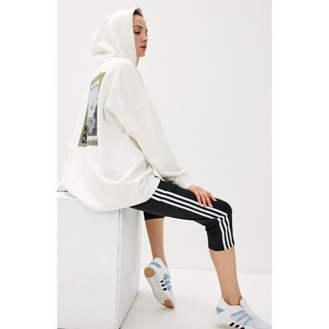 アディダスadidas originals HOODIE GRAPHIC