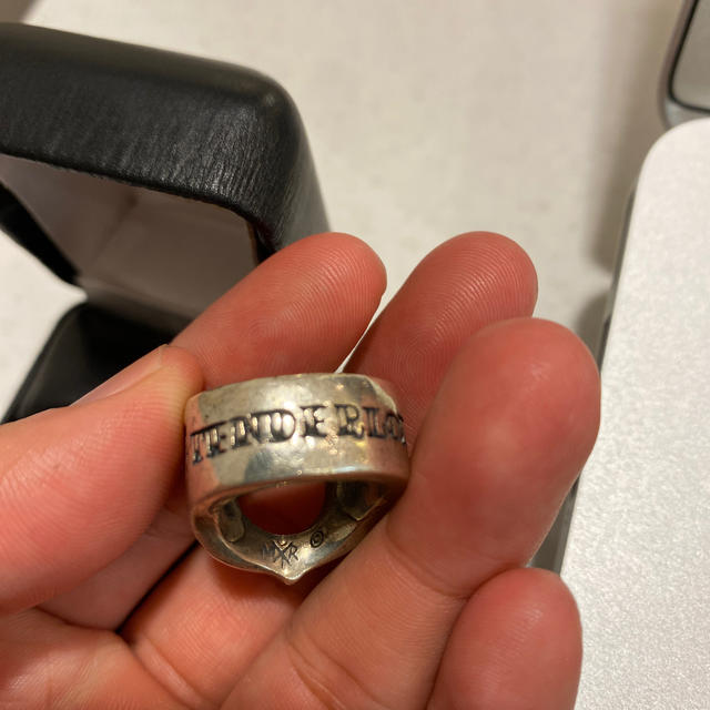 TENDERLOIN(テンダーロイン)のTENDERLOIN テンダーロイン ホースシューリング ダイヤ入り 10号 メンズのアクセサリー(リング(指輪))の商品写真