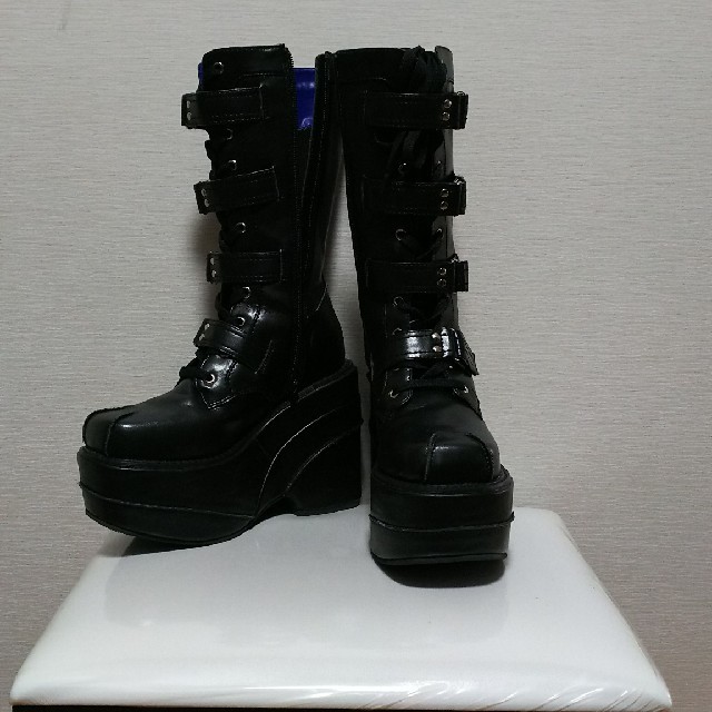 YOSUKE(ヨースケ)のYOSUKEブーツ未使用。 レディースの靴/シューズ(ブーツ)の商品写真