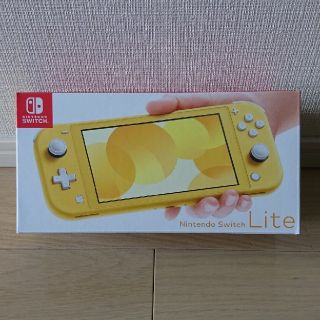 ニンテンドースイッチ(Nintendo Switch)のスイッチライト イエロー(ゲーム)