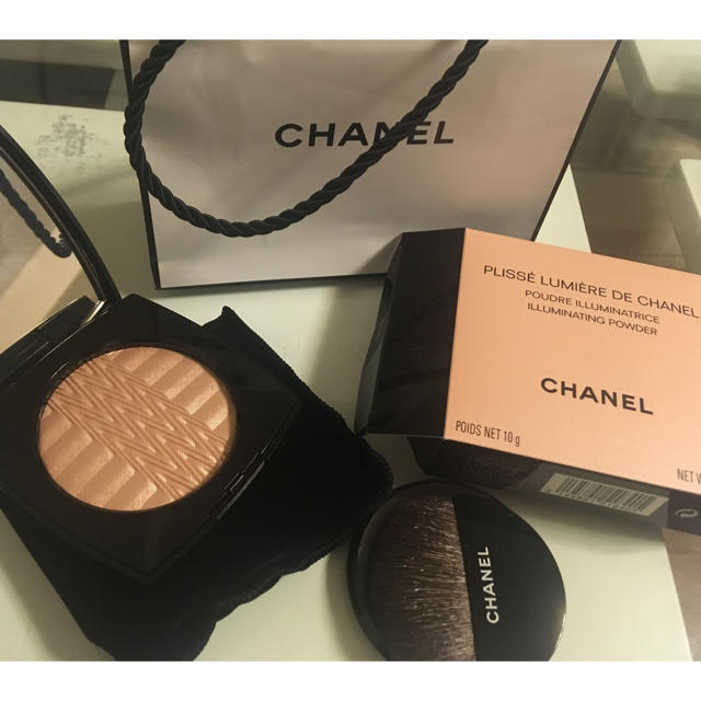 CHANEL プリセ ルミエール ドゥ シャネル