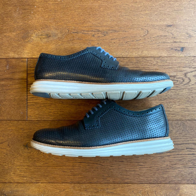 Cole Haan(コールハーン)のコールハーン 9.5M レザーシューズ 紺 メンズの靴/シューズ(ドレス/ビジネス)の商品写真