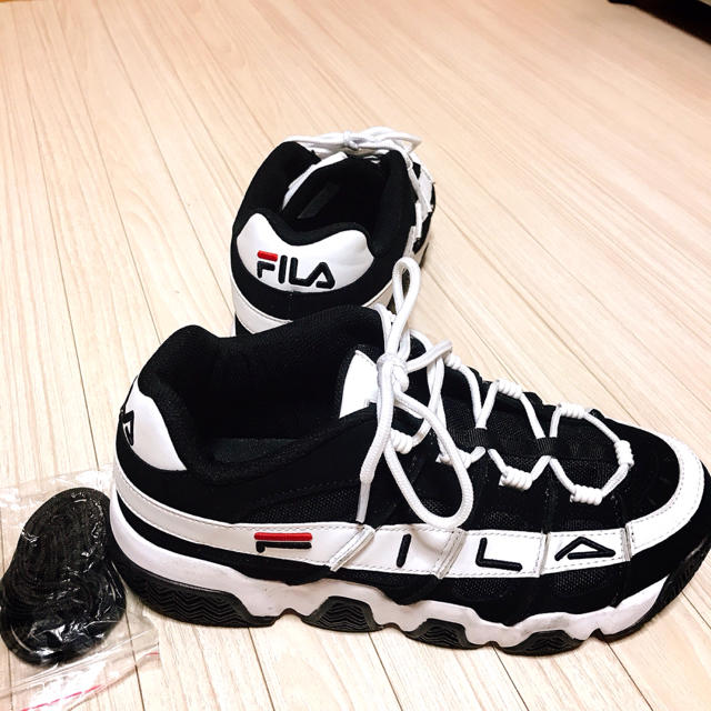 FILA(フィラ)のFILA フィラ バリケード XT97 26.5cm レディースの靴/シューズ(スニーカー)の商品写真