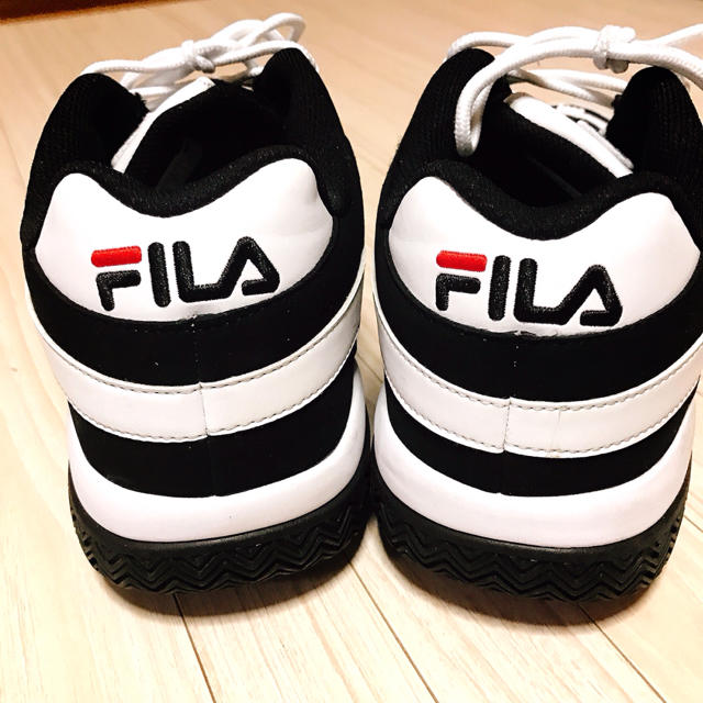 FILA(フィラ)のFILA フィラ バリケード XT97 26.5cm レディースの靴/シューズ(スニーカー)の商品写真