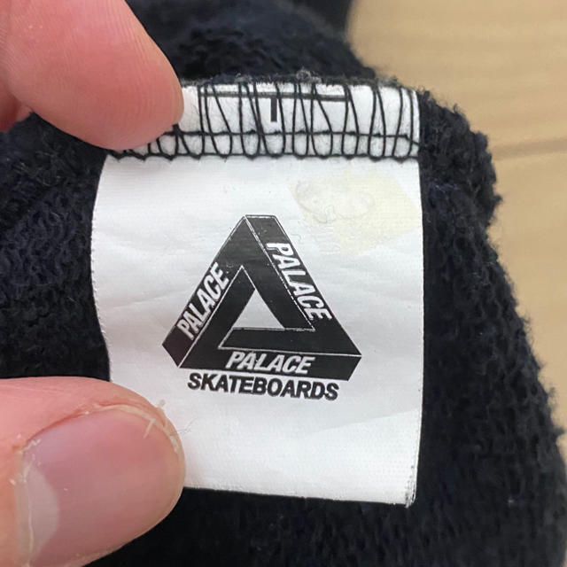 パレス 黒　Palace skateboards tri ferg 三角ロゴ