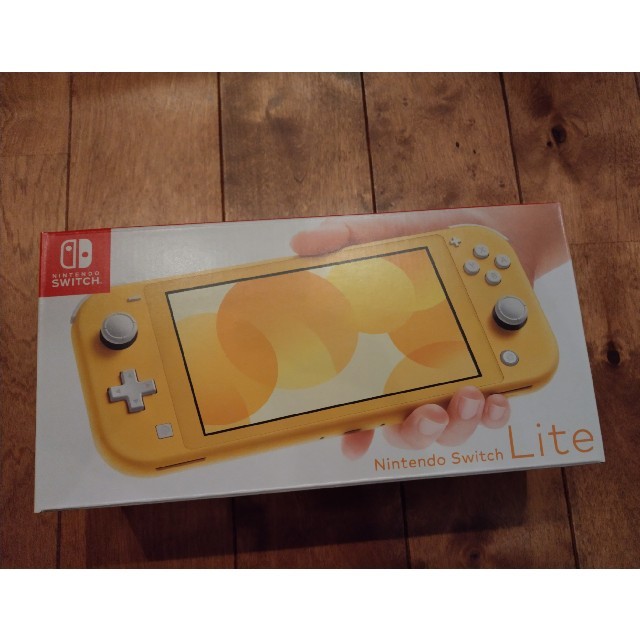 即日発送　新品　Nintendo switch lite イエロー