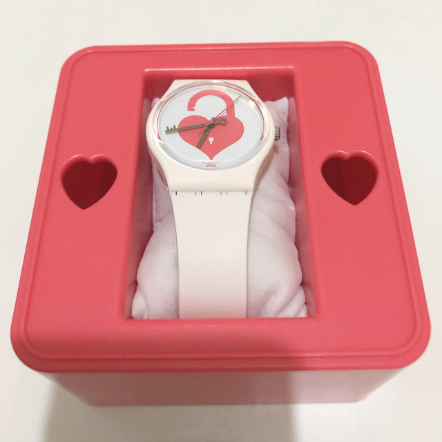 swatch(スウォッチ)の【swach】腕時計 UNLOCK MY HEART レディースのファッション小物(腕時計)の商品写真