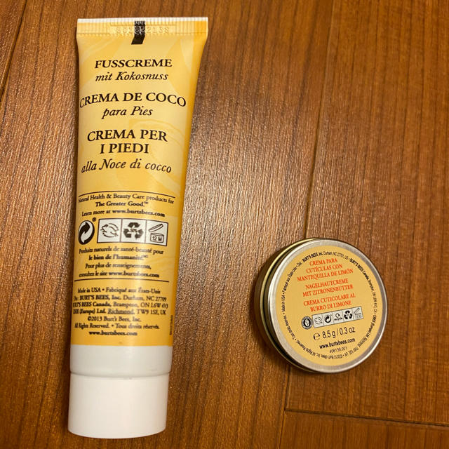 BURT'S BEES(バーツビーズ)のバーツビーズ　フットクリーム&リップバーム コスメ/美容のボディケア(ボディクリーム)の商品写真