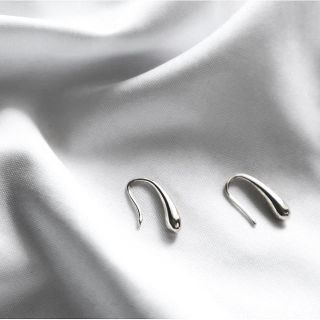 ドゥーズィエムクラス(DEUXIEME CLASSE)のteardrop pierce SILVER(ピアス)