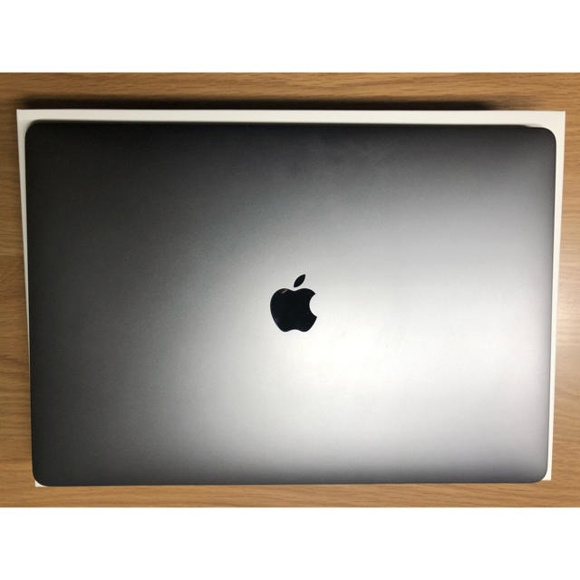 Apple - MacBook Pro 15 2016 US 1TB 16GB  Radeon