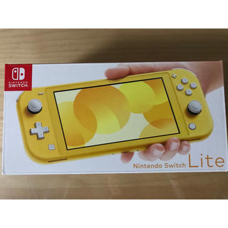 ニンテンドースイッチ(Nintendo Switch)の任天堂　ニンテンドー　スイッチ　ライト　Lite　イエロー(家庭用ゲーム機本体)