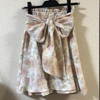 リズリサ(LIZ LISA)のリズリサ 花柄 スカート リボン ピンク ホワイト 美品(ミニスカート)