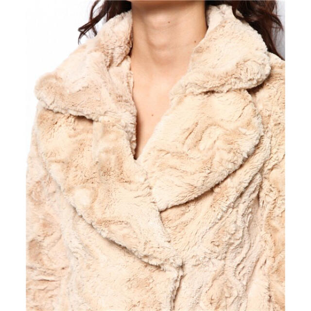 rienda(リエンダ)のrienda ウェーブショートコート レディースのジャケット/アウター(毛皮/ファーコート)の商品写真
