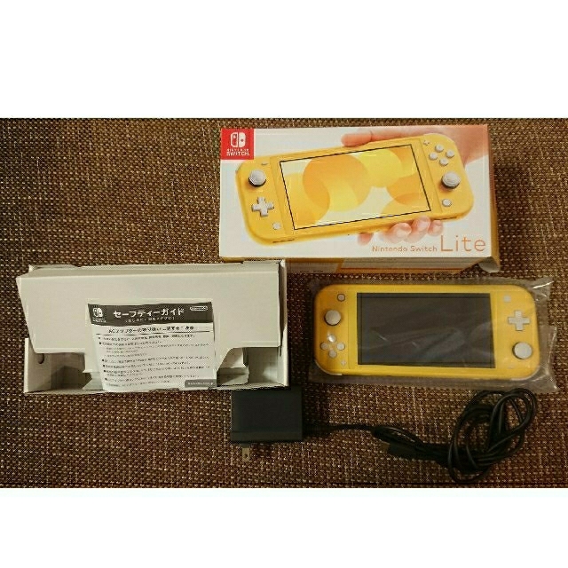 Nintendo Switch light☆スイッチライト
イエロー☆品