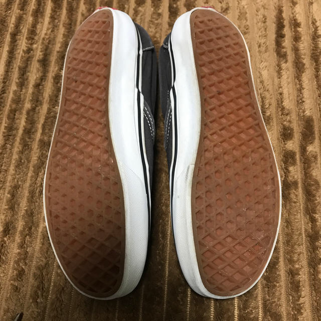 VANS(ヴァンズ)のVANS スリッポン スニーカー グレー  レディースの靴/シューズ(スリッポン/モカシン)の商品写真