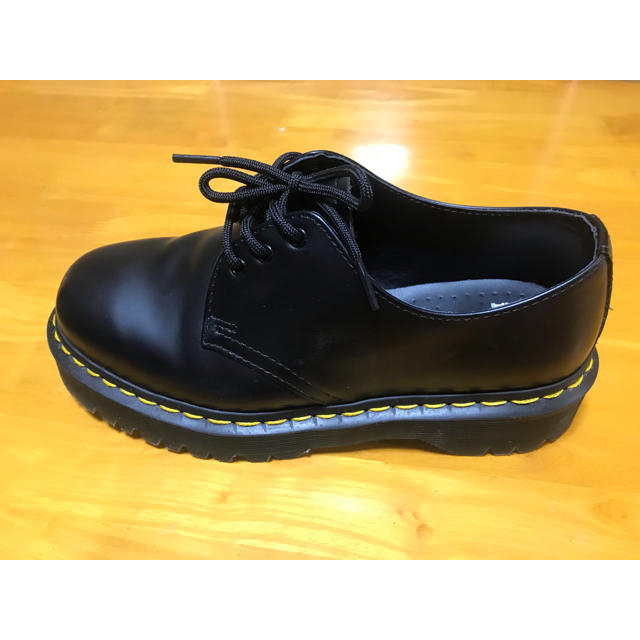 Dr.Martens(ドクターマーチン)のDr.Martens 黒　24 レディースの靴/シューズ(ブーツ)の商品写真