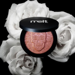 Melt Cosmetics 限定ハイライトiluminación(フェイスカラー)