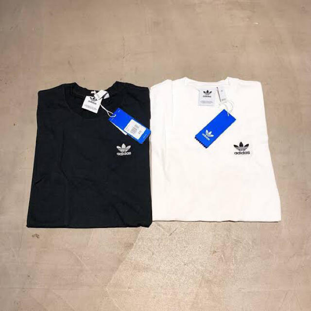 adidas(アディダス)のアディダスオリジナルス ワンポイントTシャツ メンズ M 新品未使用品 メンズのトップス(Tシャツ/カットソー(半袖/袖なし))の商品写真