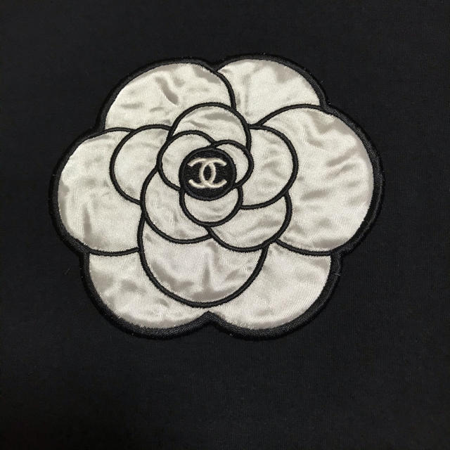 CHANEL カメリア Tシャツ