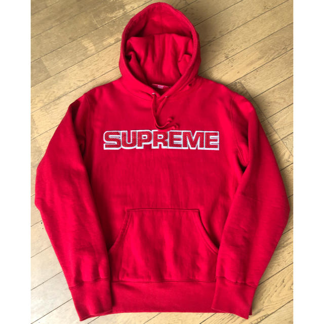 土日限定！格安投げ売り！100%正規品！Supreme パーカー