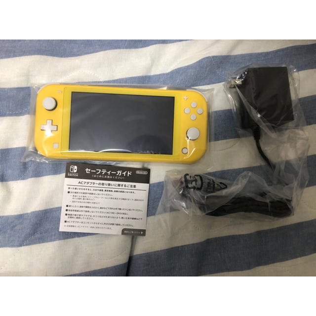 Nintendo Switch Lite イエロー　美品