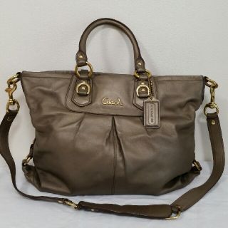 コーチ(COACH)のCOACH　ショルダーバック(ショルダーバッグ)