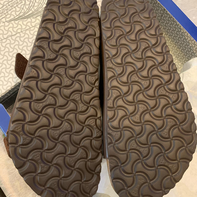 BIRKENSTOCK(ビルケンシュトック)の新品　ビルケンシュトック  アリゾナ51701ブラウン26.0(UK7) メンズの靴/シューズ(サンダル)の商品写真