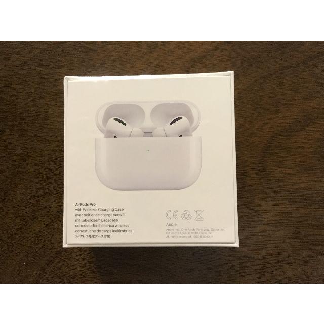 Apple(アップル)のAirPods スマホ/家電/カメラのオーディオ機器(ヘッドフォン/イヤフォン)の商品写真