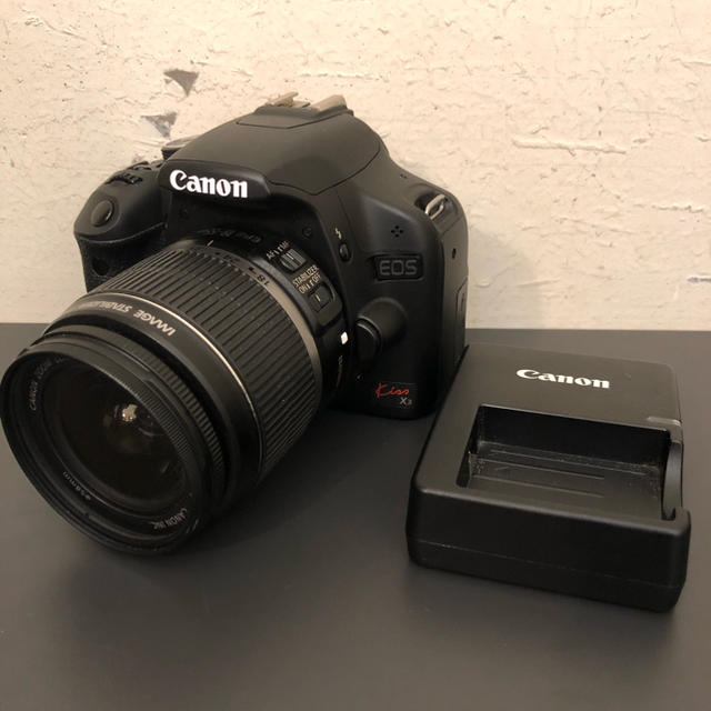 Canon EOS Kiss X3 デジタル一眼カメラ Canon EOS Kiss X3 デジタル一眼カメラ