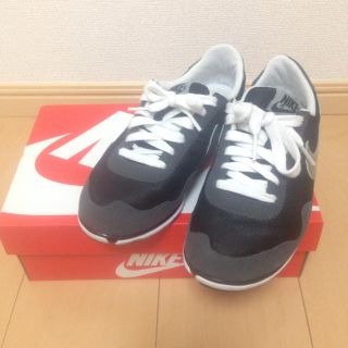 ナイキ(NIKE)のNIKE VICTORIA スニーカー (スニーカー)