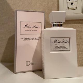 ディオール(Dior)の新品未使用 水ディオール ボディミルク(ボディローション/ミルク)