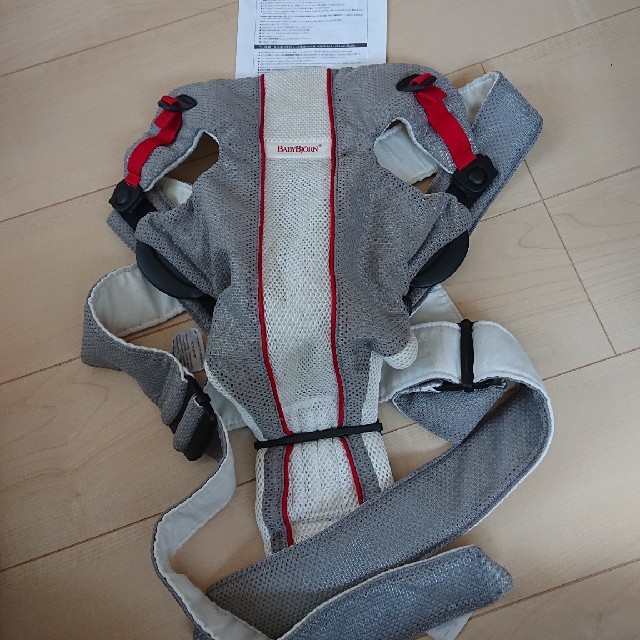 BABYBJORN(ベビービョルン)のベビービョルン キャリアエアーメッシュ だっこひも キッズ/ベビー/マタニティの外出/移動用品(抱っこひも/おんぶひも)の商品写真